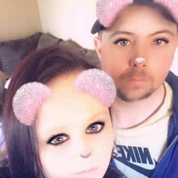 Meet your Posher, Brooke - Picture 1 of 1